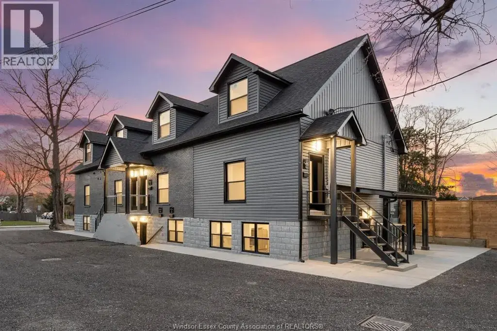 702 Pierre Unit# 8, Windsor